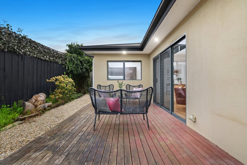 Photo - 3/2 Burton Court, Bayswater VIC 3153 - Image 15