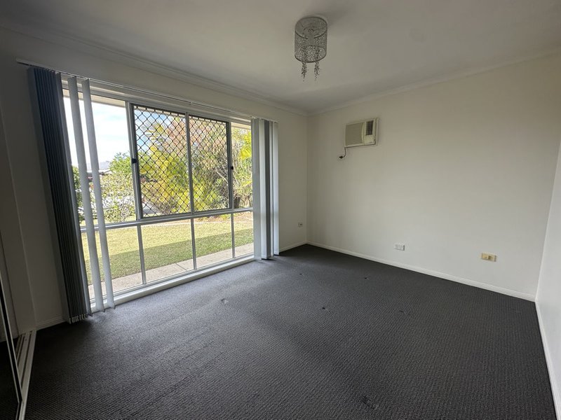 Photo - 32 Busoni Crescent, Burpengary QLD 4505 - Image 8