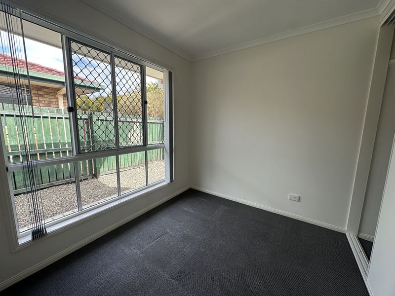 Photo - 32 Busoni Crescent, Burpengary QLD 4505 - Image 11