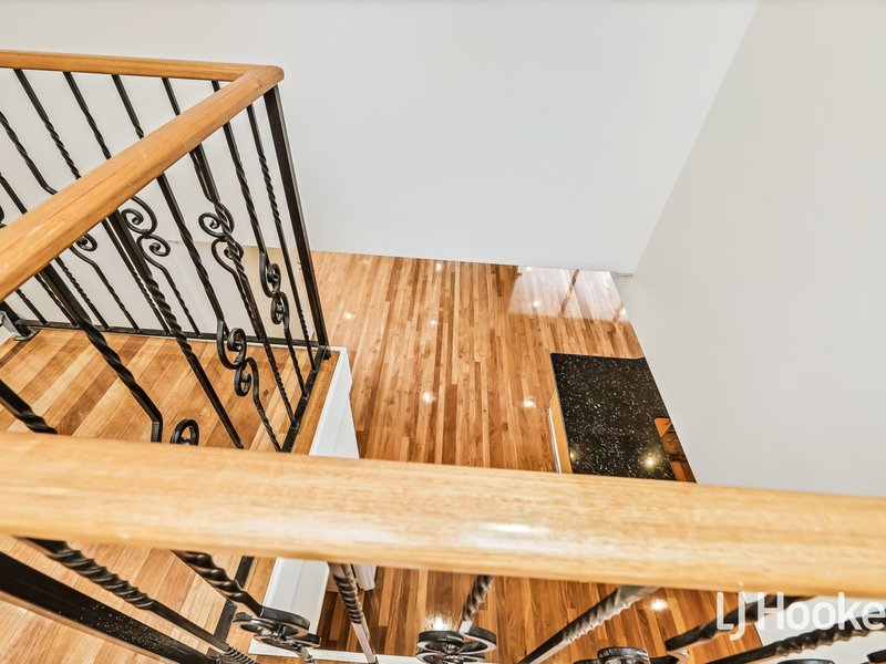 Photo - 32 Cale Street, Como WA 6152 - Image 9