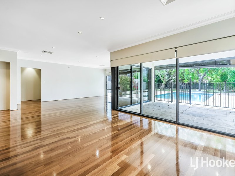 Photo - 32 Cale Street, Como WA 6152 - Image 18