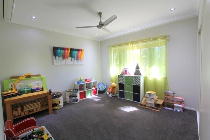 Photo - 32 Callaghan Street, Emerald QLD 4720 - Image 19