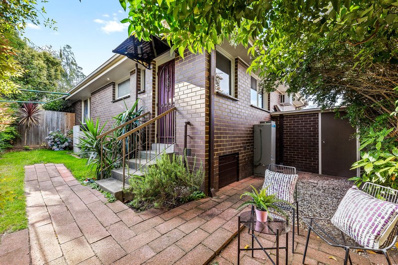 Photo - 3/2 Cameron Street, Mount Waverley VIC 3149 - Image 10