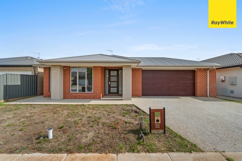 Photo - 32 Canterbury Circuit, Melton South VIC 3338 - Image 1