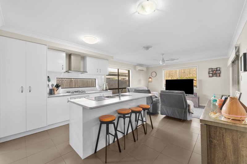 Photo - 32 Cardamom Close, Griffin QLD 4503 - Image 4