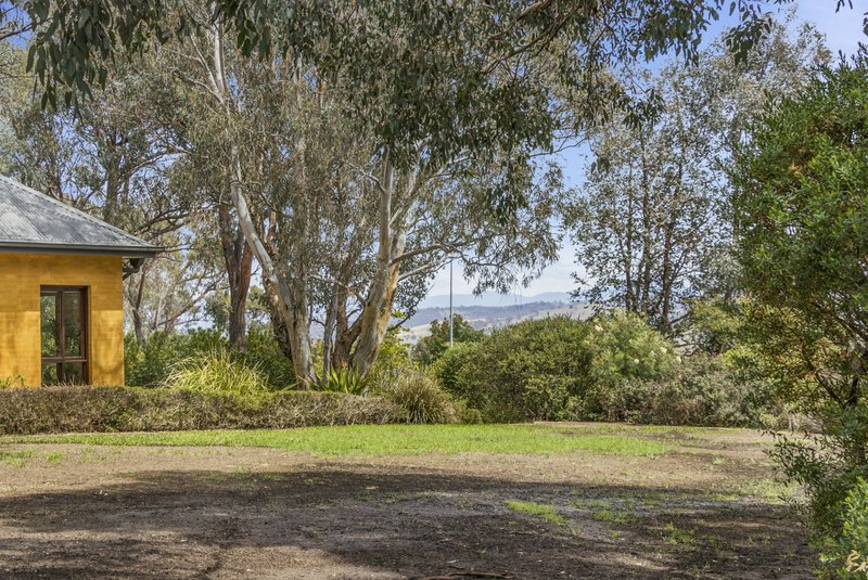 Photo - 32 Carolyn Jackson Drive, Jerrabomberra NSW 2619 - Image 22