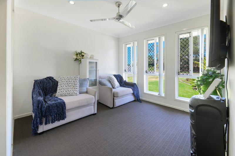 Photo - 32 Carpenters Drive, Coomera QLD 4209 - Image 12