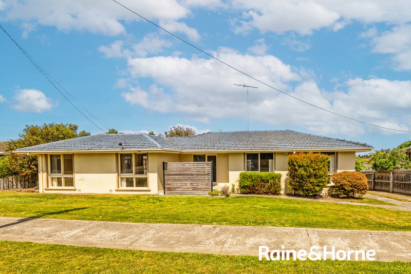 32 Carroll Street, Leopold VIC 3224