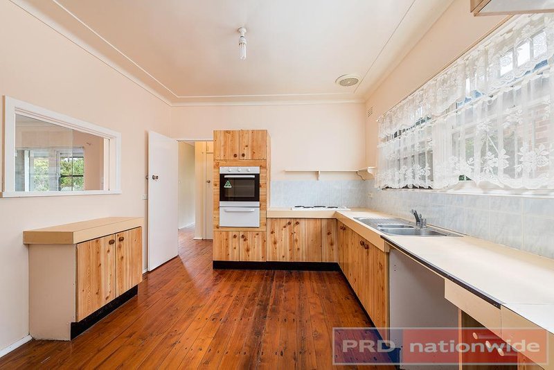 Photo - 32 Carson Street, Panania NSW 2213 - Image 3