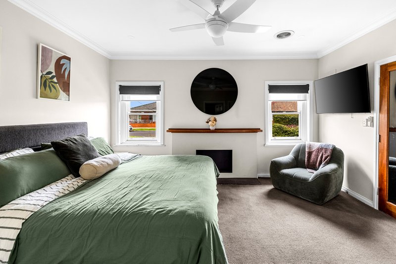 Photo - 32 Carter Avenue, Werribee VIC 3030 - Image 11