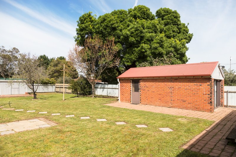 Photo - 32 Casey Street, Tatura VIC 3616 - Image 15