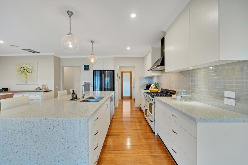 Photo - 32 Castan Street, Coombs ACT 2611 - Image 3