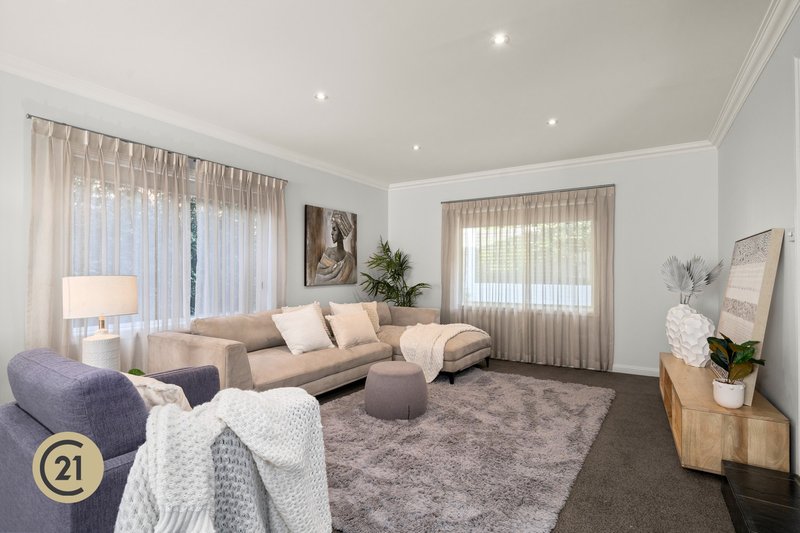 Photo - 32 Castle Hill Road, West Pennant Hills NSW 2125 - Image 5
