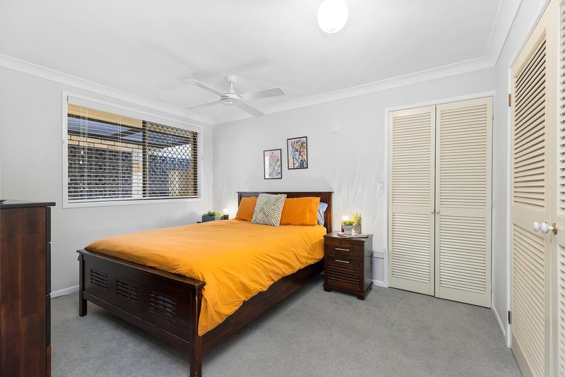 Photo - 32 Castlecor Street, Ferny Grove QLD 4055 - Image 7