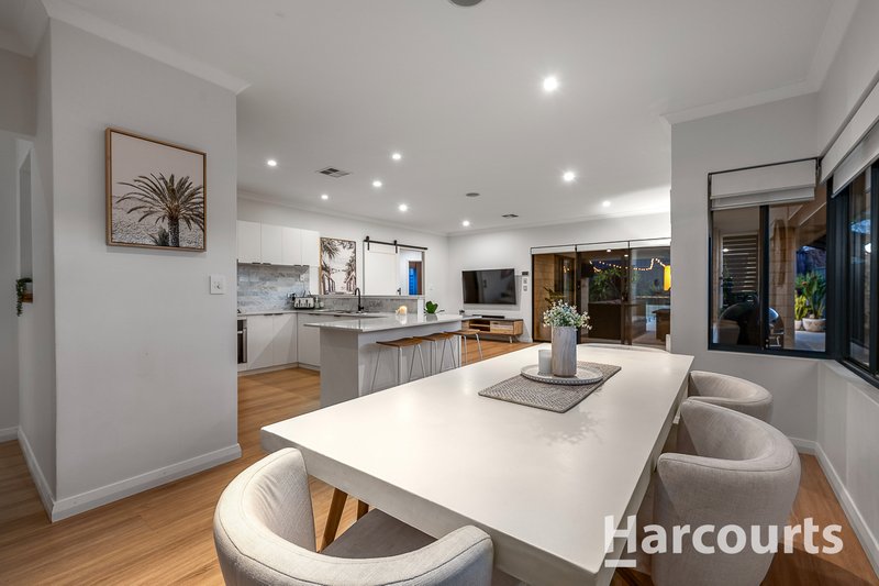 Photo - 32 Castroreale Boulevard, Sinagra WA 6065 - Image 3