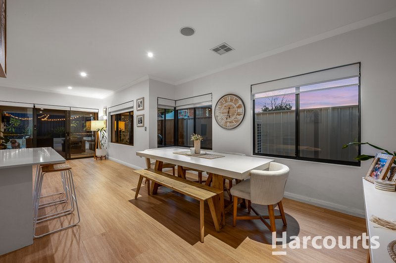 Photo - 32 Castroreale Boulevard, Sinagra WA 6065 - Image 14