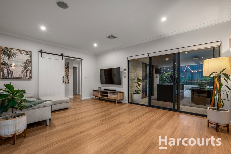 Photo - 32 Castroreale Boulevard, Sinagra WA 6065 - Image 16