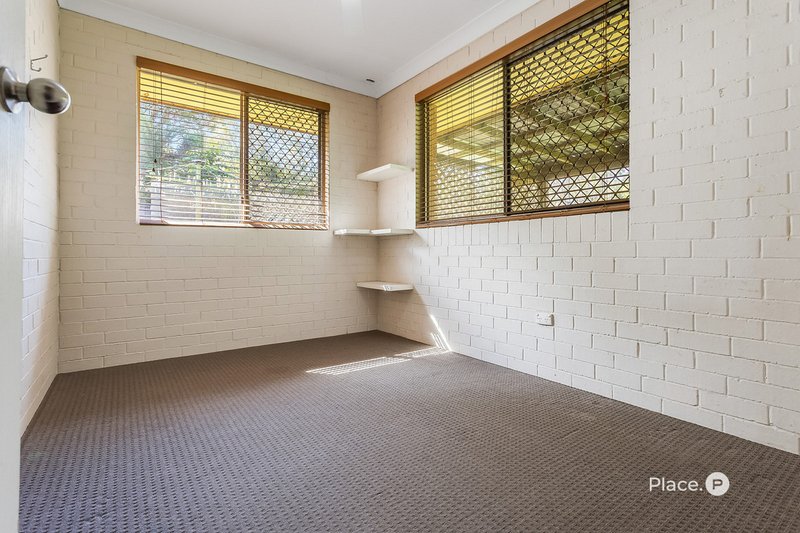 Photo - 32 Cedar Street, Clontarf QLD 4019 - Image 7
