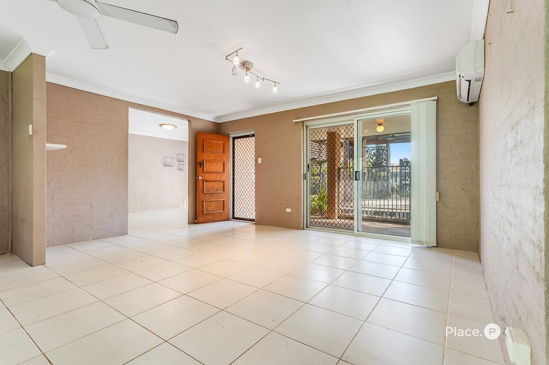 Photo - 32 Cedar Street, Clontarf QLD 4019 - Image 9