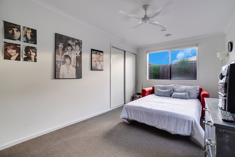 Photo - 32 Celeste Street, Mickleham VIC 3064 - Image 10