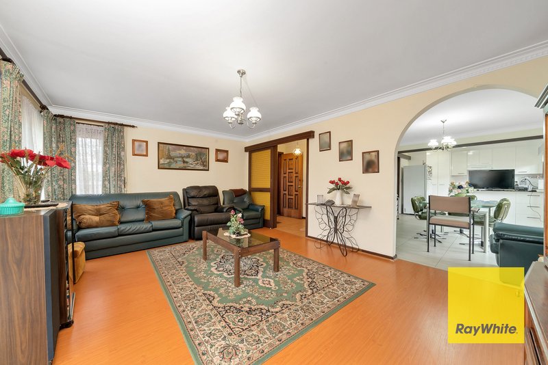 32 Central Avenue, Altona Meadows VIC 3028