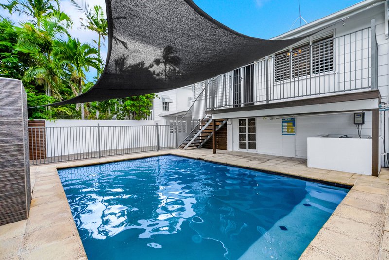 Photo - 32 Charles Street, Cairns North QLD 4870 - Image 2