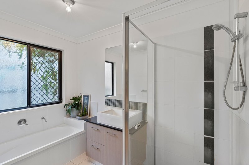 Photo - 32 Charlton Crescent, Ormeau QLD 4208 - Image 11
