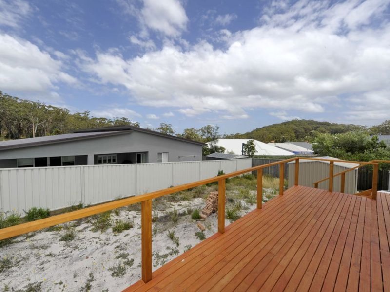 Photo - 32 Charthouse Ave , Corlette NSW 2315 - Image 16