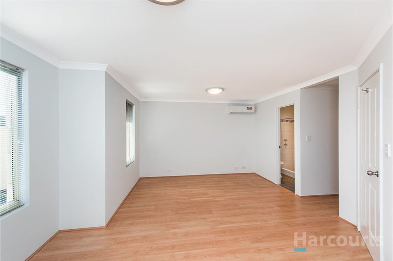 Photo - 32 Chatsworth Drive, Hocking WA 6065 - Image 6