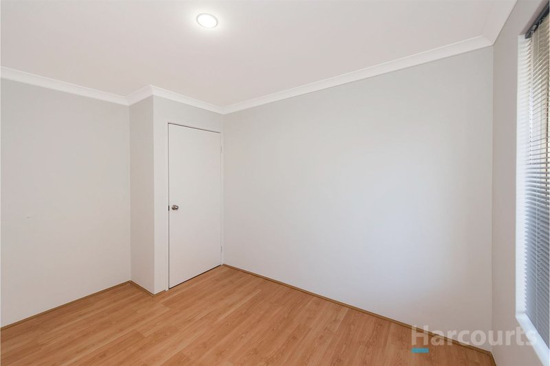 Photo - 32 Chatsworth Drive, Hocking WA 6065 - Image 10