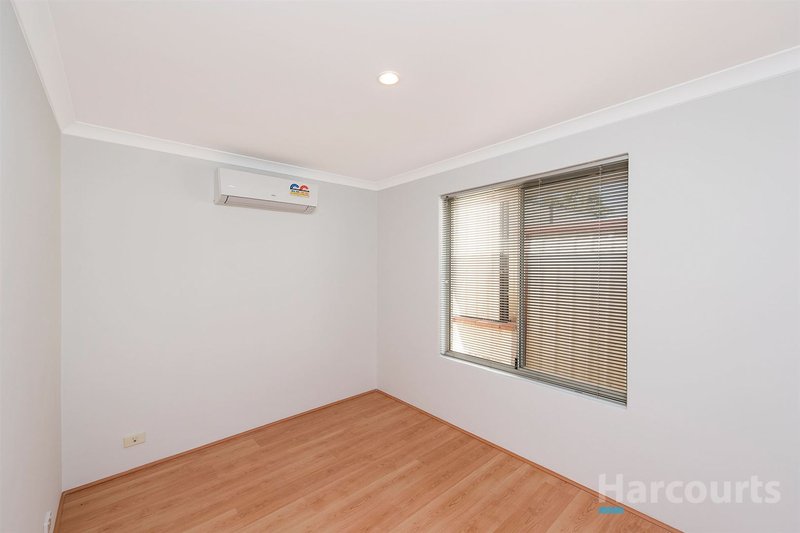 Photo - 32 Chatsworth Drive, Hocking WA 6065 - Image 13