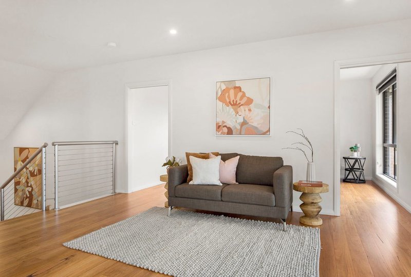 Photo - 32 Chelston Street, Warners Bay NSW 2282 - Image 4