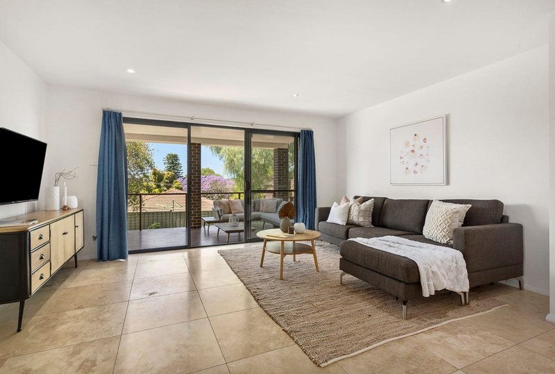 Photo - 32 Chelston Street, Warners Bay NSW 2282 - Image 8