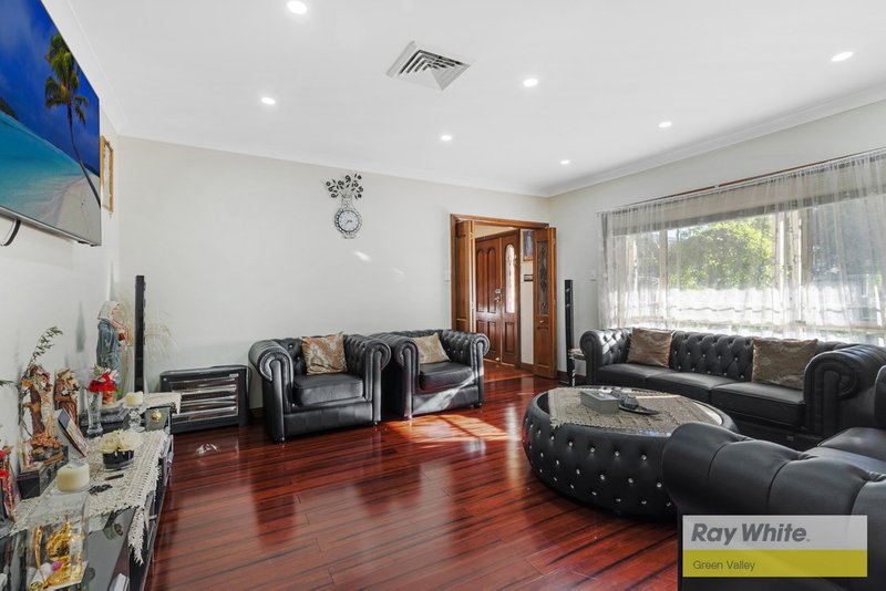 Photo - 32 Childers Street, Bonnyrigg Heights NSW 2177 - Image 6