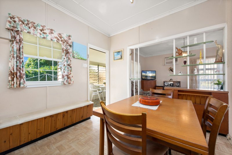 Photo - 32 Citrus Street, Moorooka QLD 4105 - Image 4