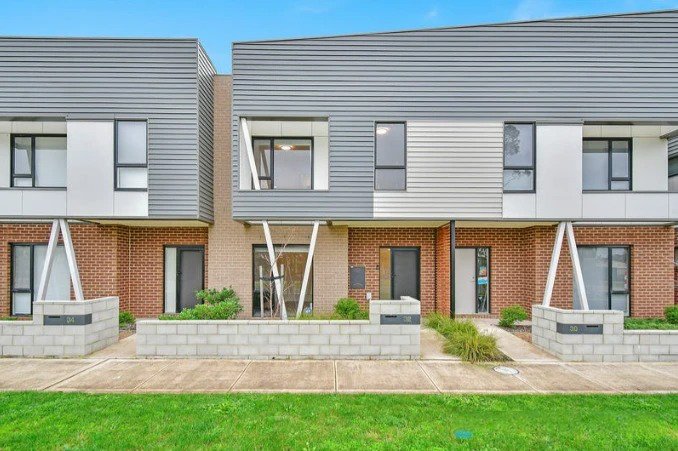 32 Clarendon Street, Avondale Heights VIC 3034