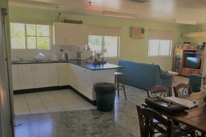 Photo - 32 Clarina Street, Karumba QLD 4891 - Image 3