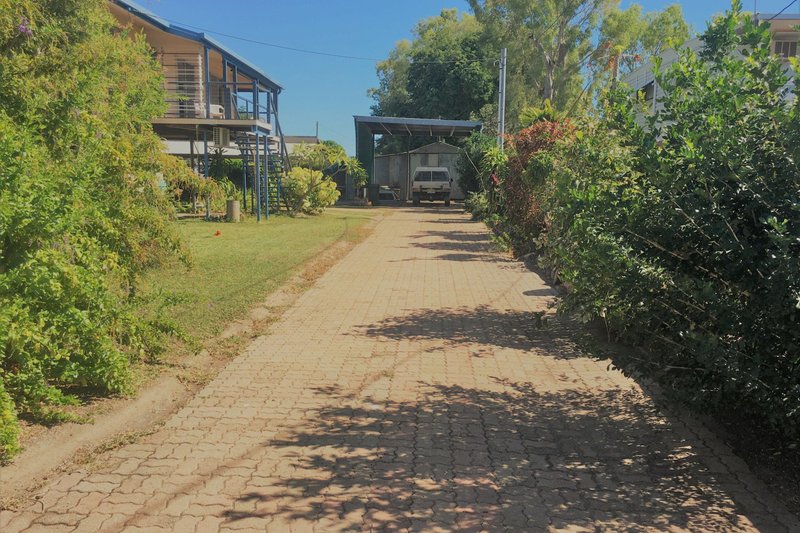 Photo - 32 Clarina Street, Karumba QLD 4891 - Image 11