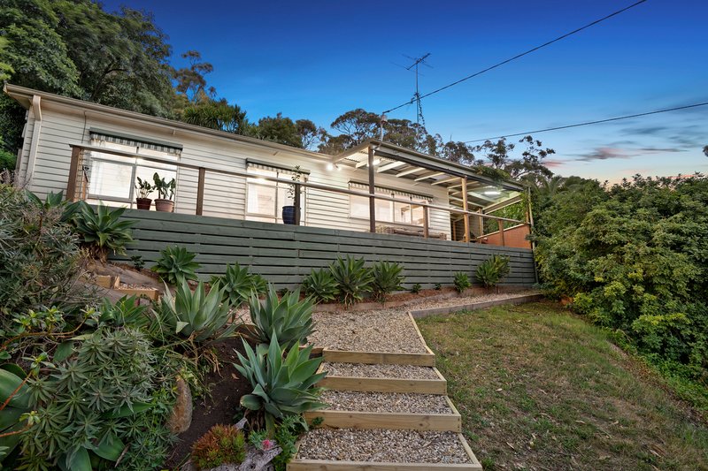 32 Clematis Avenue, Ferntree Gully VIC 3156