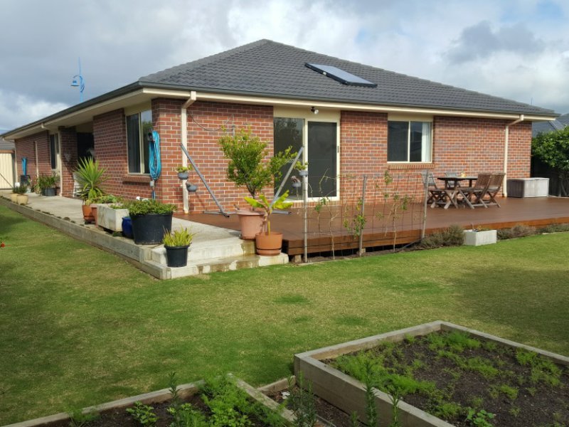 Photo - 32 Clyde Avenue, St Leonards VIC 3223 - Image 12