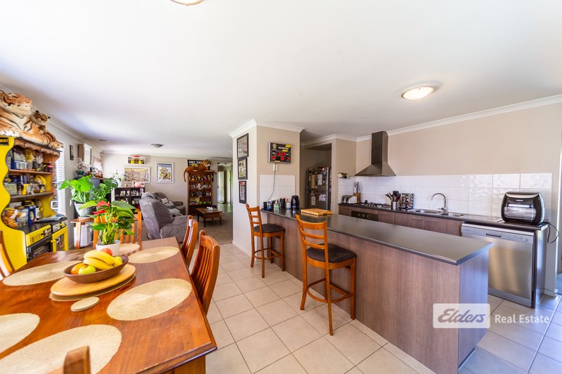 Photo - 32 Coast Avenue, Paynesville VIC 3880 - Image 7