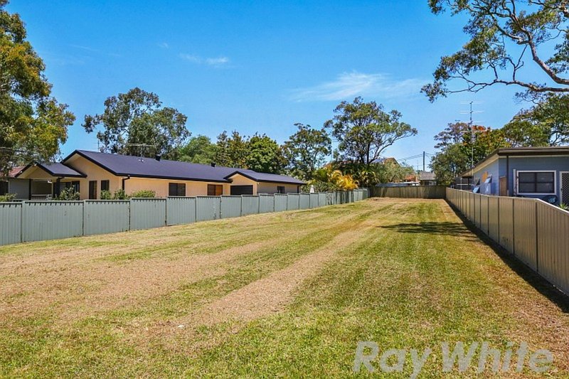 Photo - 32 Collendina Road, Gwandalan NSW 2259 - Image 3