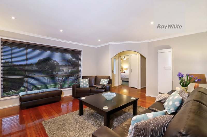 Photo - 32 Coonamar Street, Tullamarine VIC 3043 - Image 4