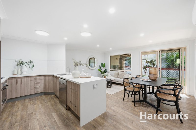 Photo - 32 Coora Street, Wishart QLD 4122 - Image 5