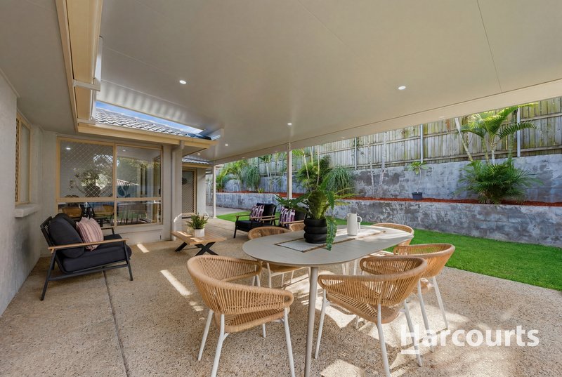 Photo - 32 Coora Street, Wishart QLD 4122 - Image 16