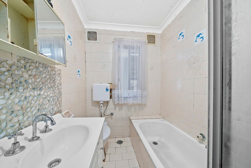 Photo - 32 Corriedale Street, Miller NSW 2168 - Image 6