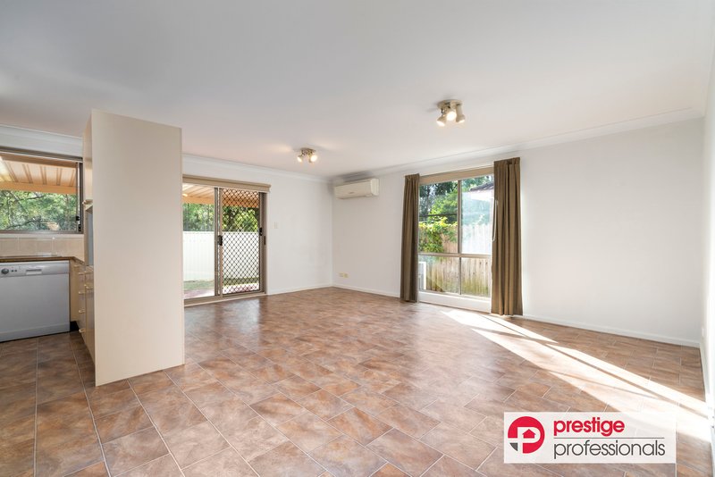 Photo - 32 Corryton Court, Wattle Grove NSW 2173 - Image 2