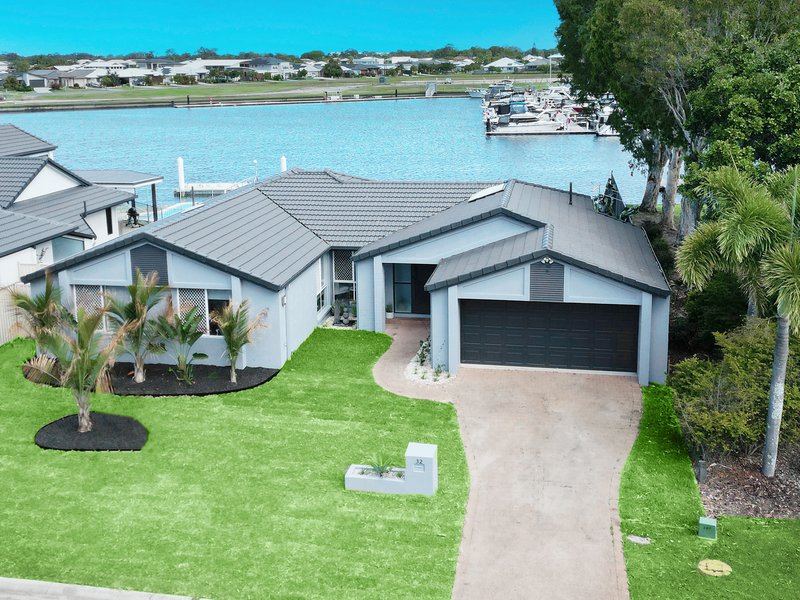 32 Cosmos Avenue, Banksia Beach QLD 4507