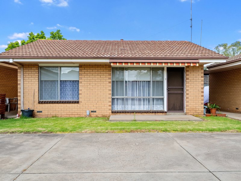 Photo - 3/2 Coster Street, Benalla VIC 3672 - Image 8