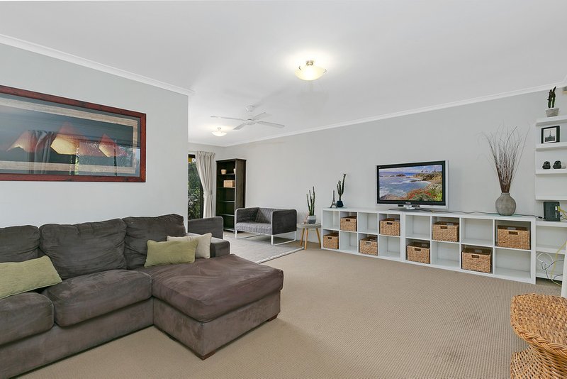 Photo - 32 Cottesloe Drive, Robina QLD 4226 - Image 6